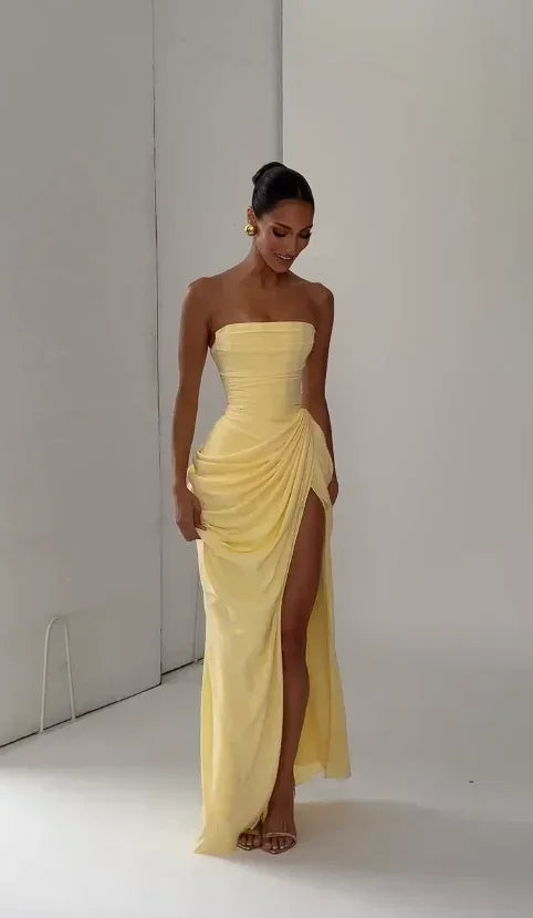 Vestido Elegante Amarelo Plissado Sem Alças para Mulheres, Chique, Sem Mangas, com Cintura Marcada e Fenda, Vestido Longo para Festas Noturnas Femininas 2026