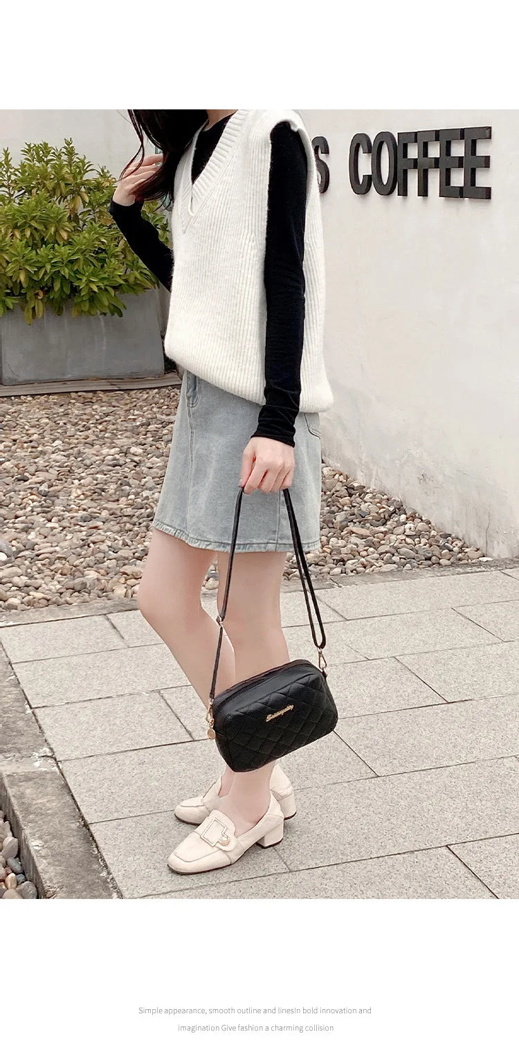 2023 borla pequena bolsa mensageiro para mulheres tendência lingge bordado câmera feminina bolsa de ombro moda corrente senhoras crossbody sacos