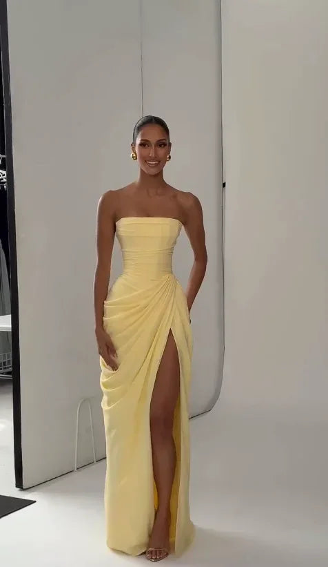 Vestido Elegante Amarelo Plissado Sem Alças para Mulheres, Chique, Sem Mangas, com Cintura Marcada e Fenda, Vestido Longo para Festas Noturnas Femininas 2026