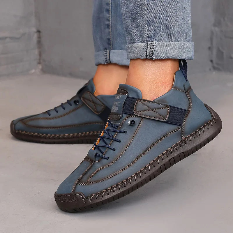 Botas de cano médio para mulheres estilo britânico retro anti deslizamento sapatos de trabalho mocassins de couro feitos à mão casuais sola macia botas nuas
