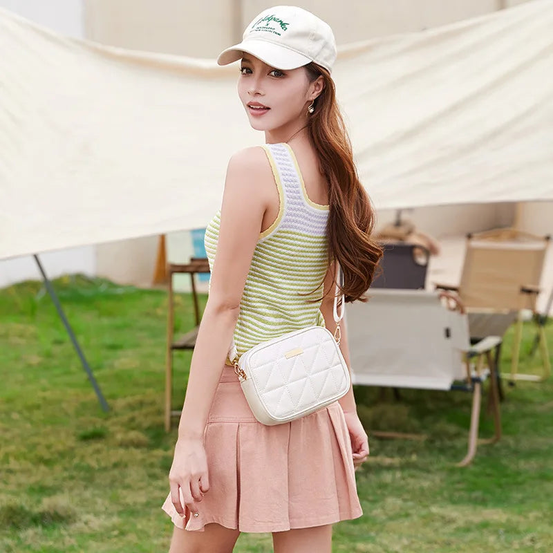 Bolsa feminina bordada na moda Bolsa para câmera moderna Bolsa quadrada pequena Bolsa crossbody de ombro único Estilo minimalista urbano P...