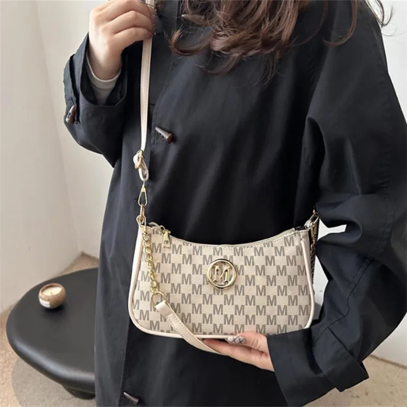 Bolsa crossbody estilo vintage, bolsa mensageiro de ombro de couro pu com design de letra dourada 'M', bolsa tote de couro sintético, bolsa