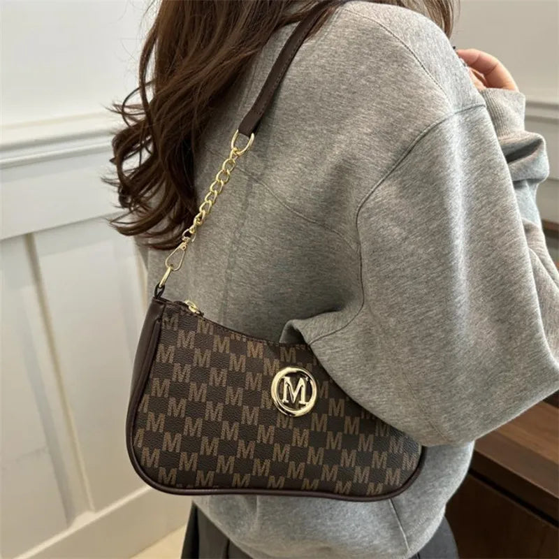 Bolsa crossbody estilo vintage, bolsa mensageiro de ombro de couro pu com design de letra dourada 'M', bolsa tote de couro sintético, bolsa
