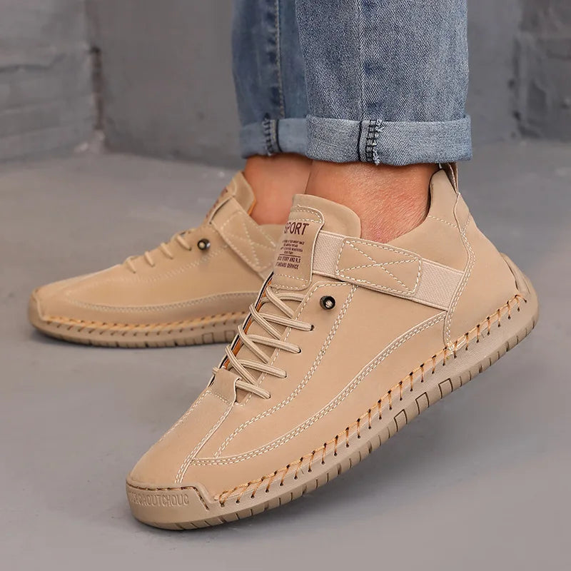 Botas de cano médio para mulheres estilo britânico retro anti deslizamento sapatos de trabalho mocassins de couro feitos à mão casuais sola macia botas nuas